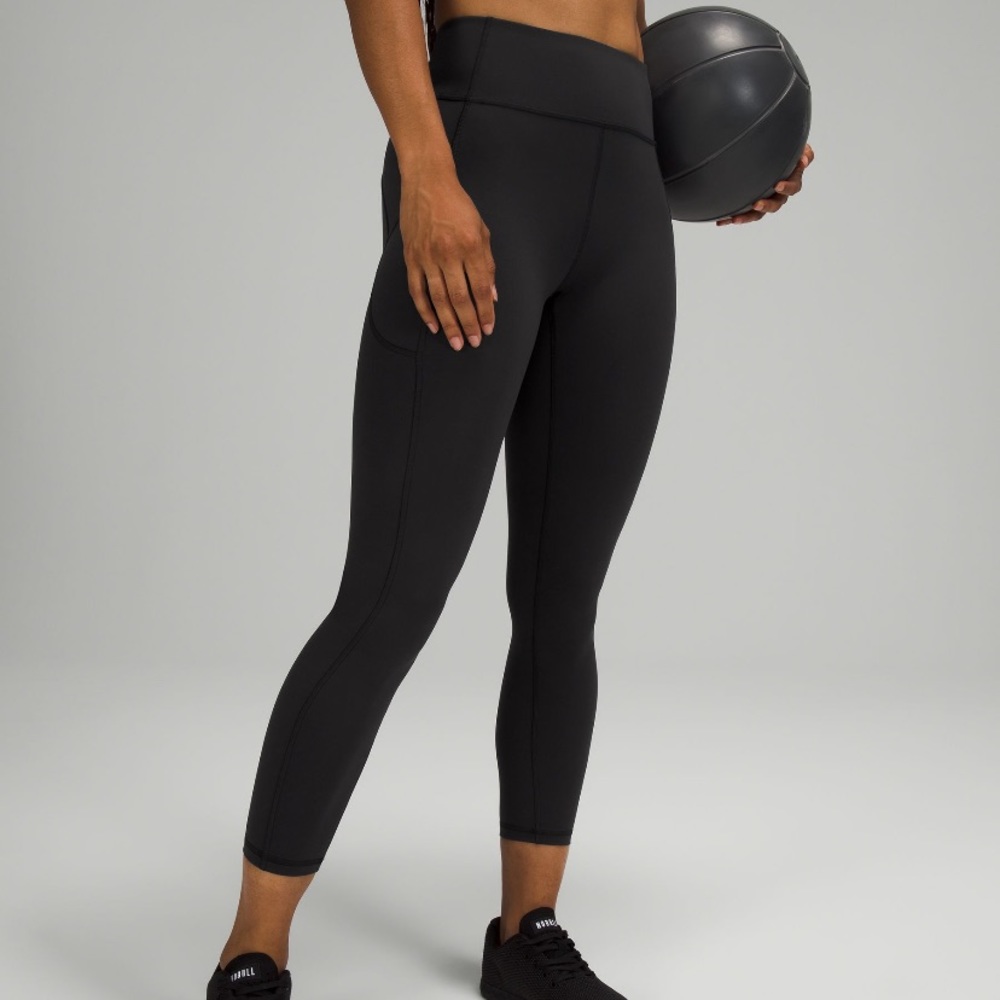 Black Lululemon Invigorate Leggings, 25”, Size 6